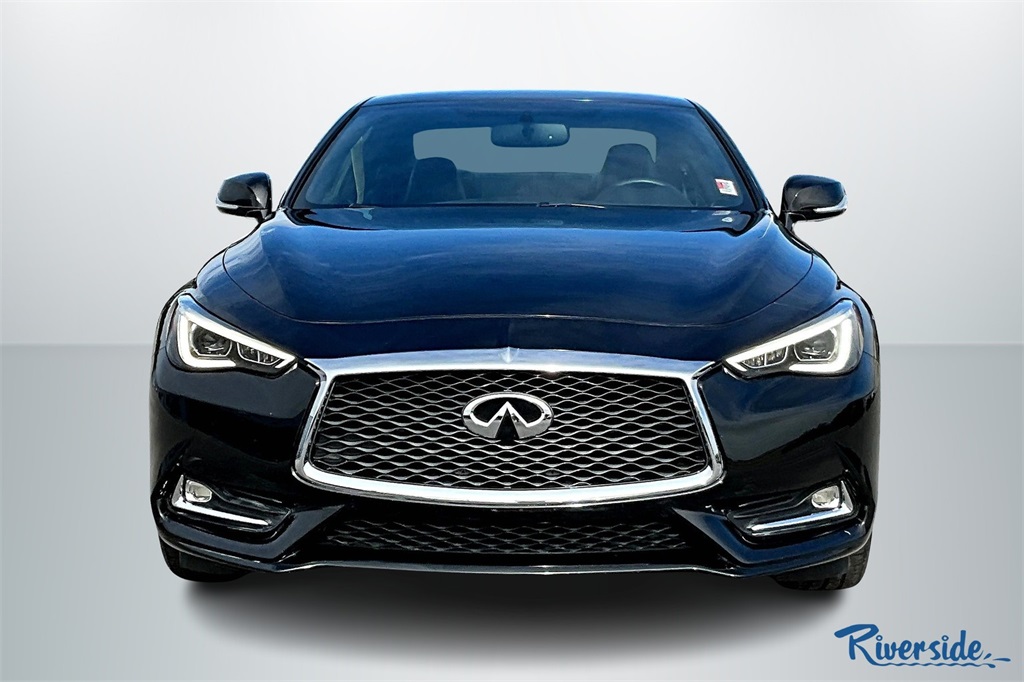 2017 Infiniti Q60 3.0t Premium photo 2