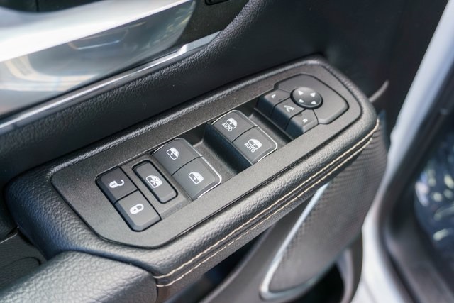 2025 Ram 1500 Laramie photo 9