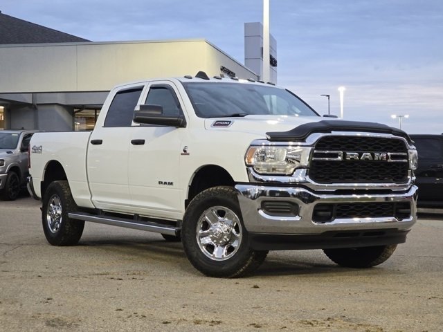 2022 Ram 2500 Tradesman photo 2