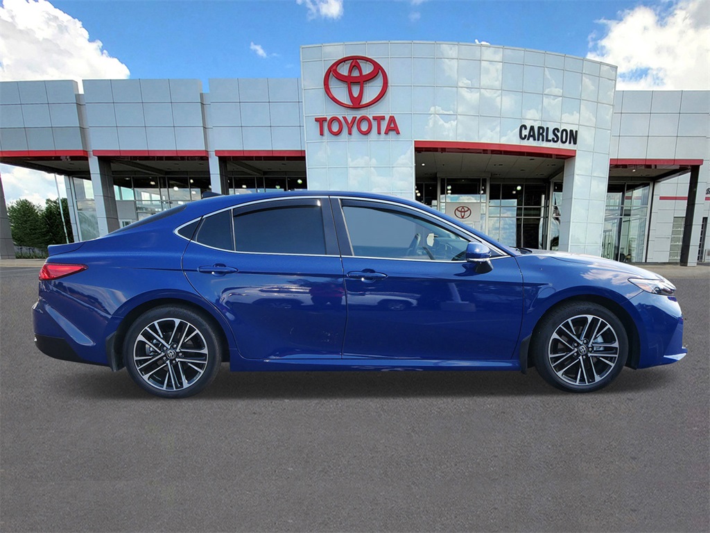 2025 Toyota Camry XLE photo 3