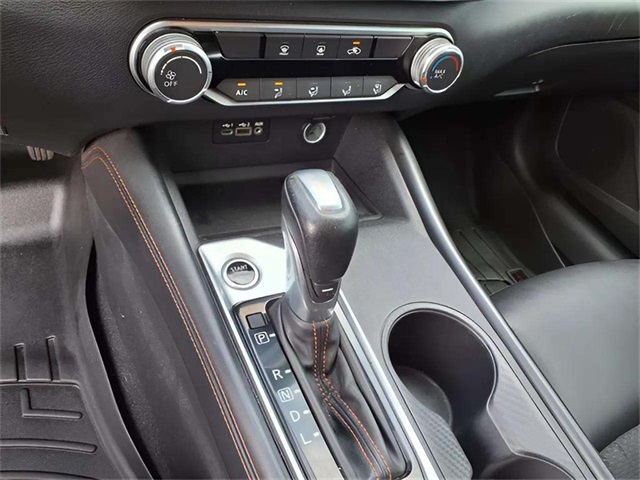 2021 Nissan Altima 2.5 SR photo 15