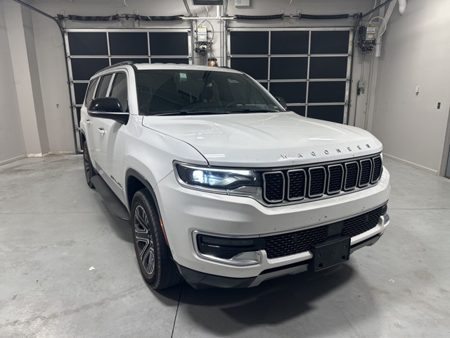2023 Jeep Wagoneer L Series II photo 10
