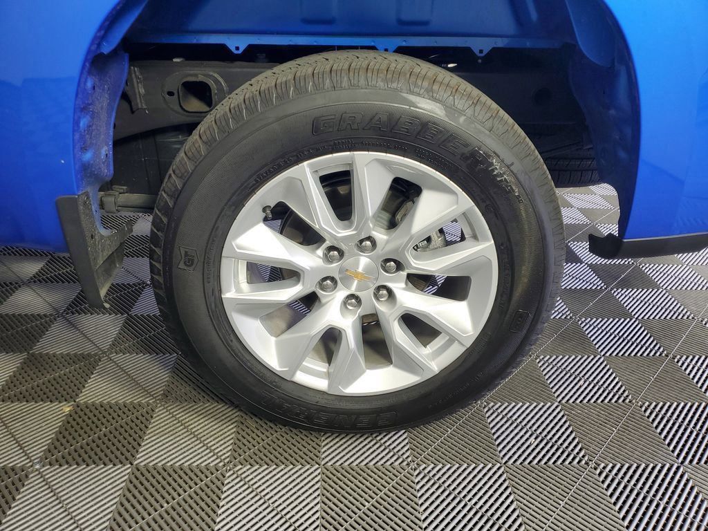 2025 Chevrolet Silverado 1500 Custom photo 24