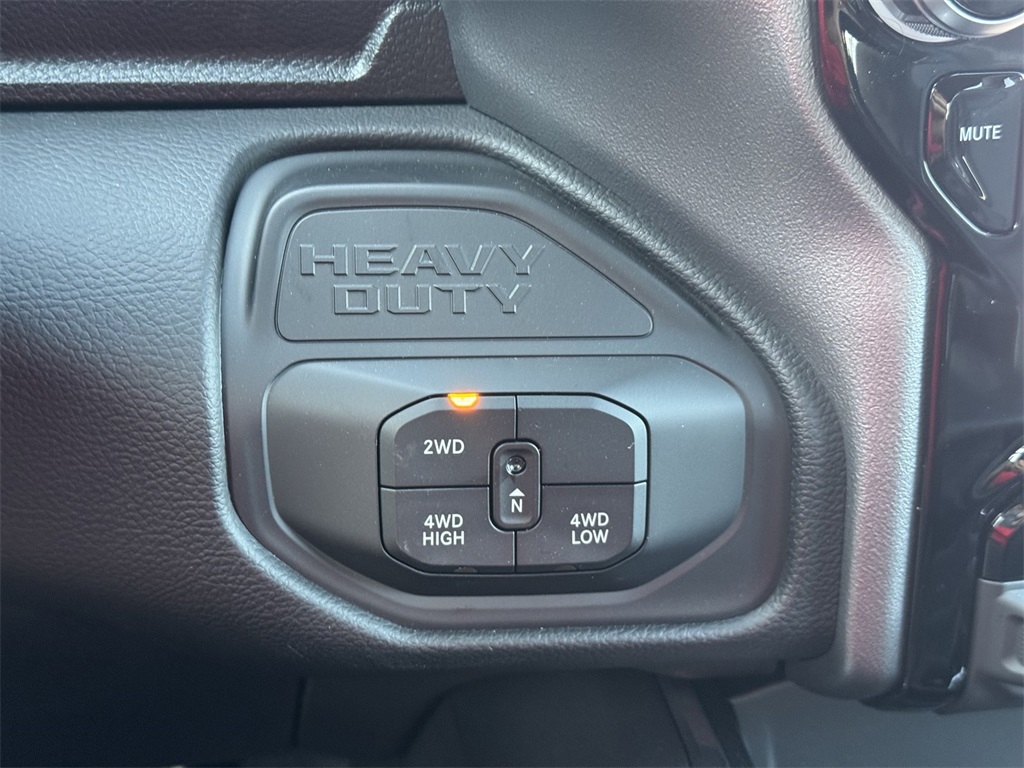 2025 Ram 2500 Laramie photo 23