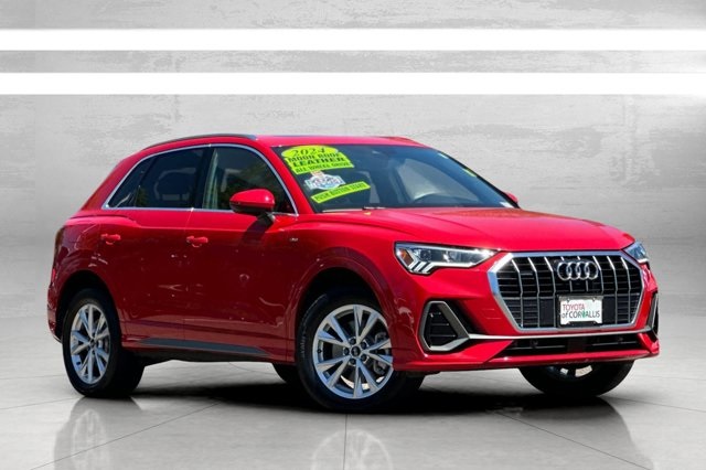 2024 Audi Q3 S line Premium photo 2