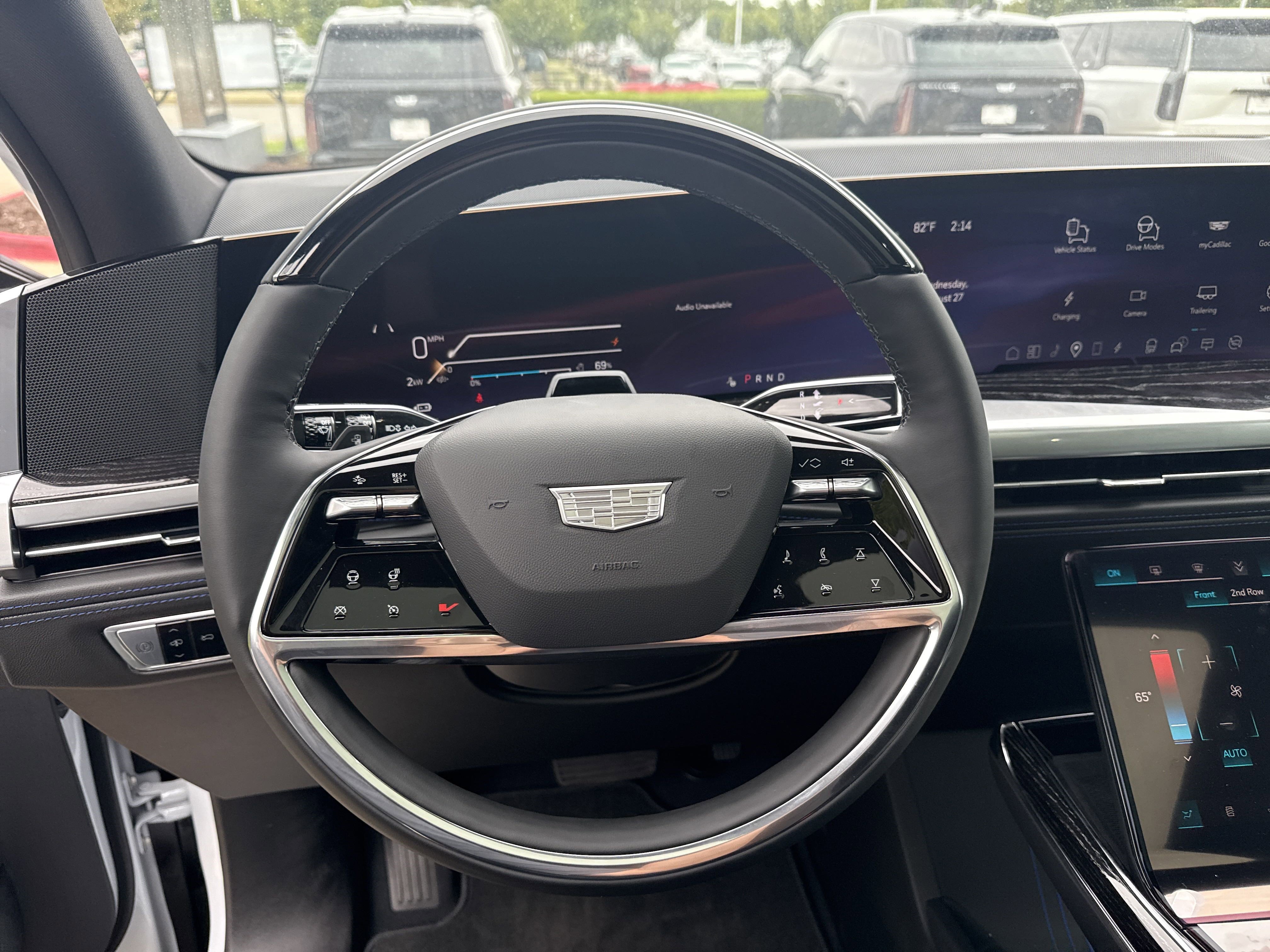 2026 Cadillac Escalade Luxury photo 8