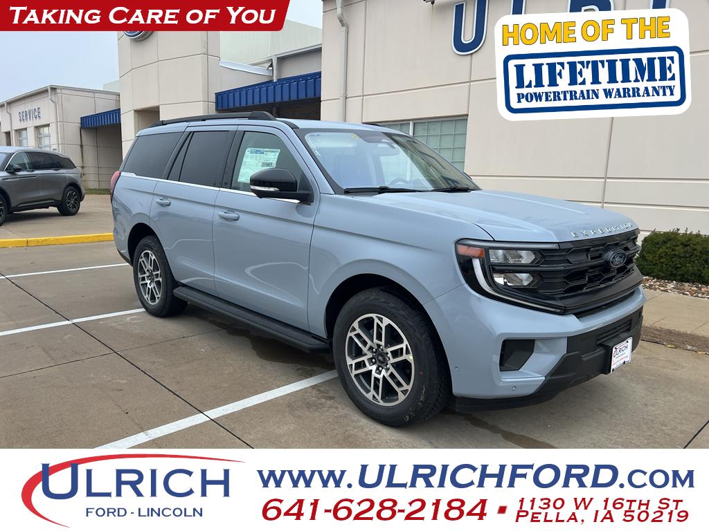 2025 Ford Expedition Active's photo