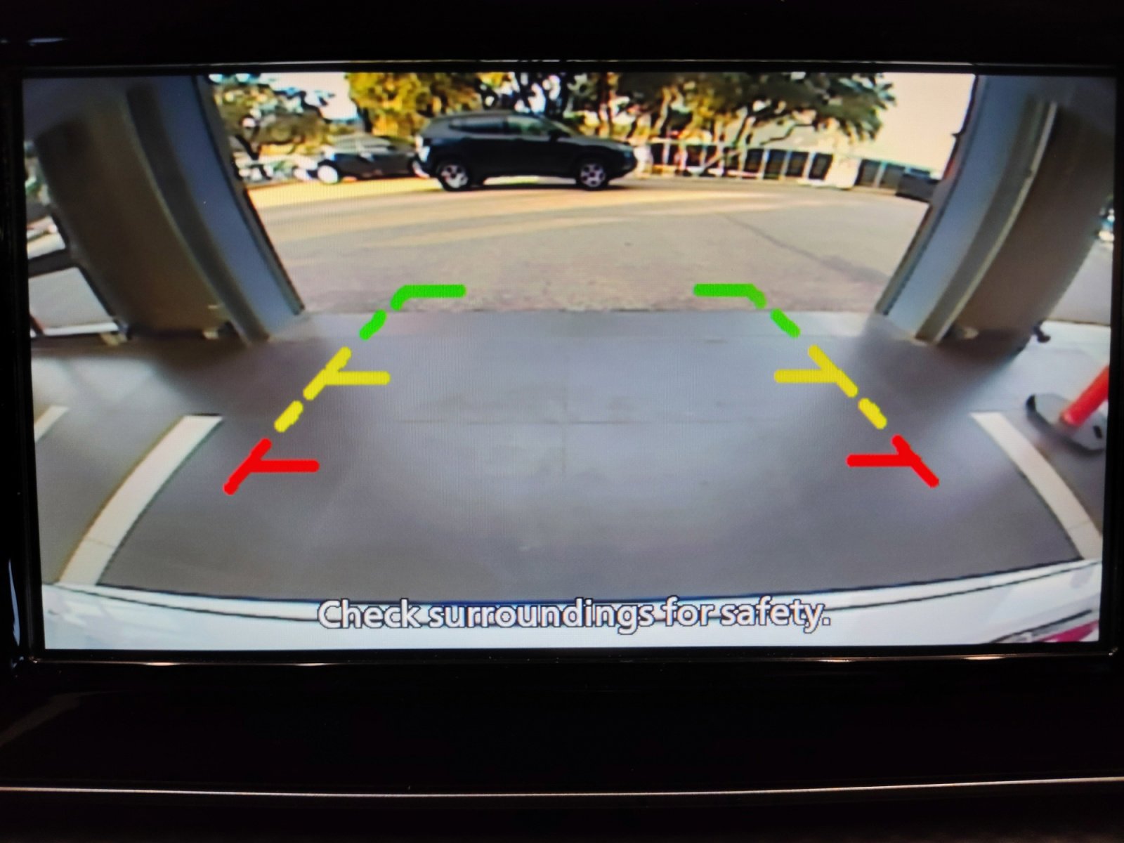 2025 Nissan Kicks Play S photo 3