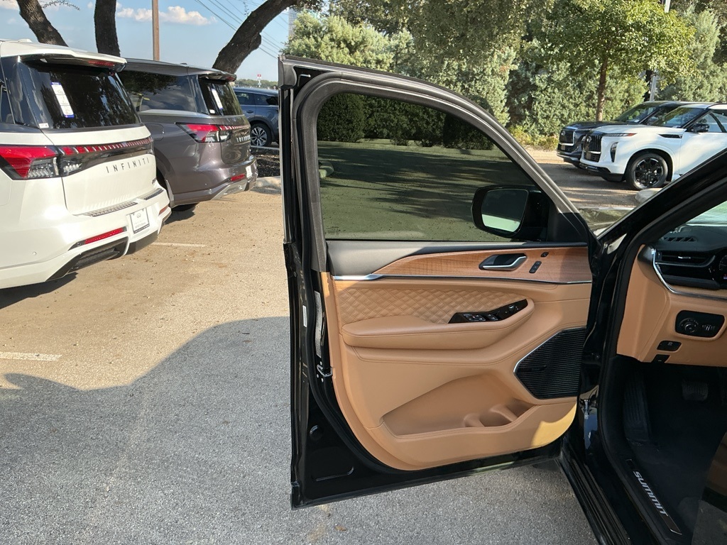 2024 Jeep Grand Cherokee Summit photo 20