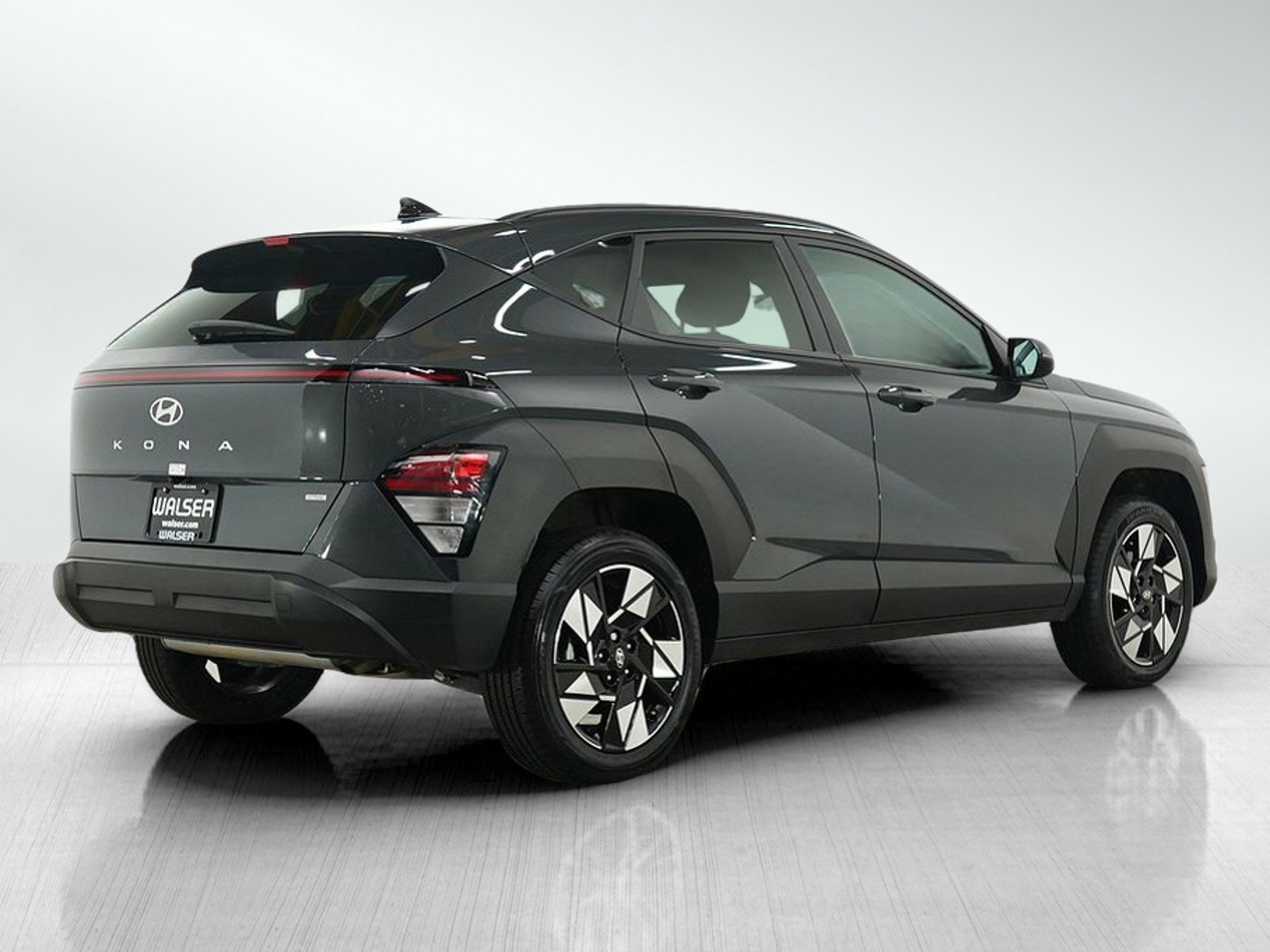 2024 Hyundai Kona SEL photo 4