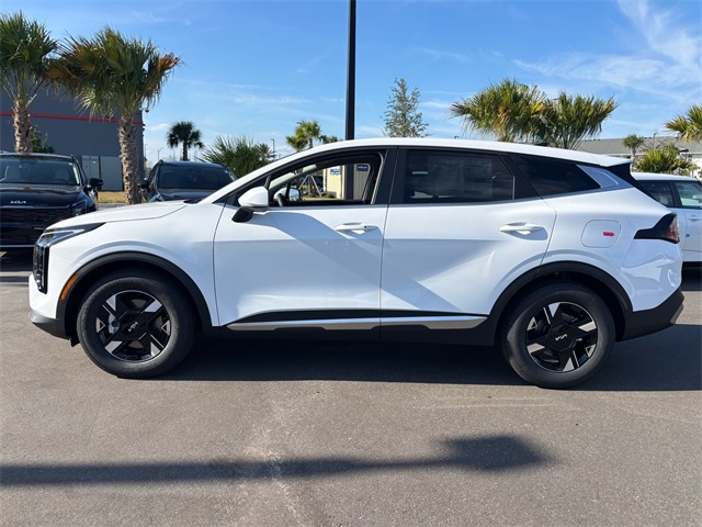 2026 Kia Sportage LX photo 4