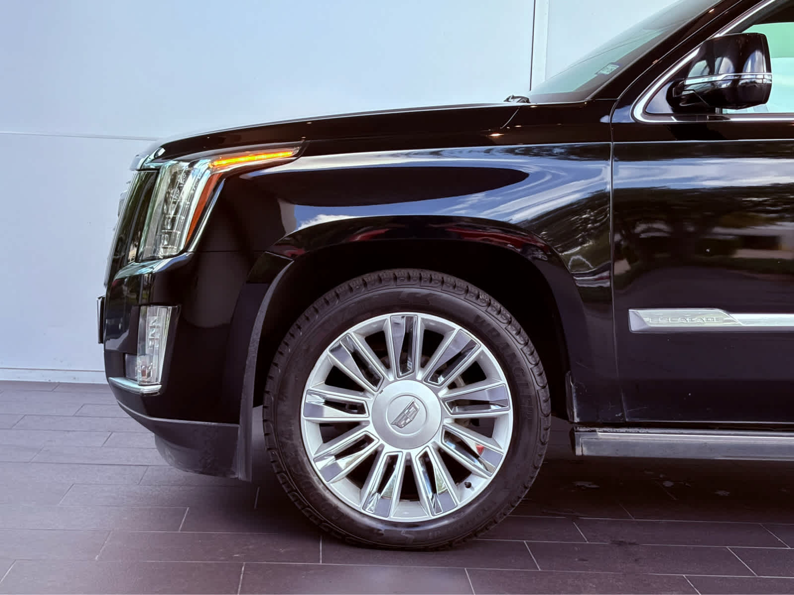 2015 Cadillac Escalade Platinum photo 4
