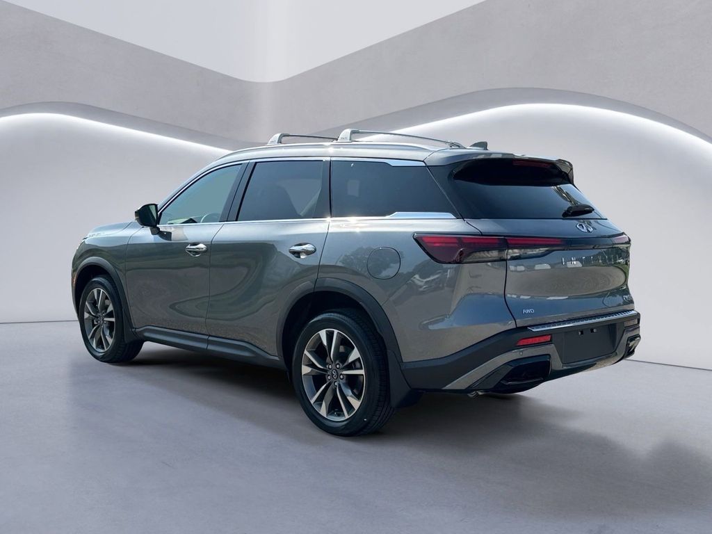 2025 Infiniti QX60 Luxe photo 5