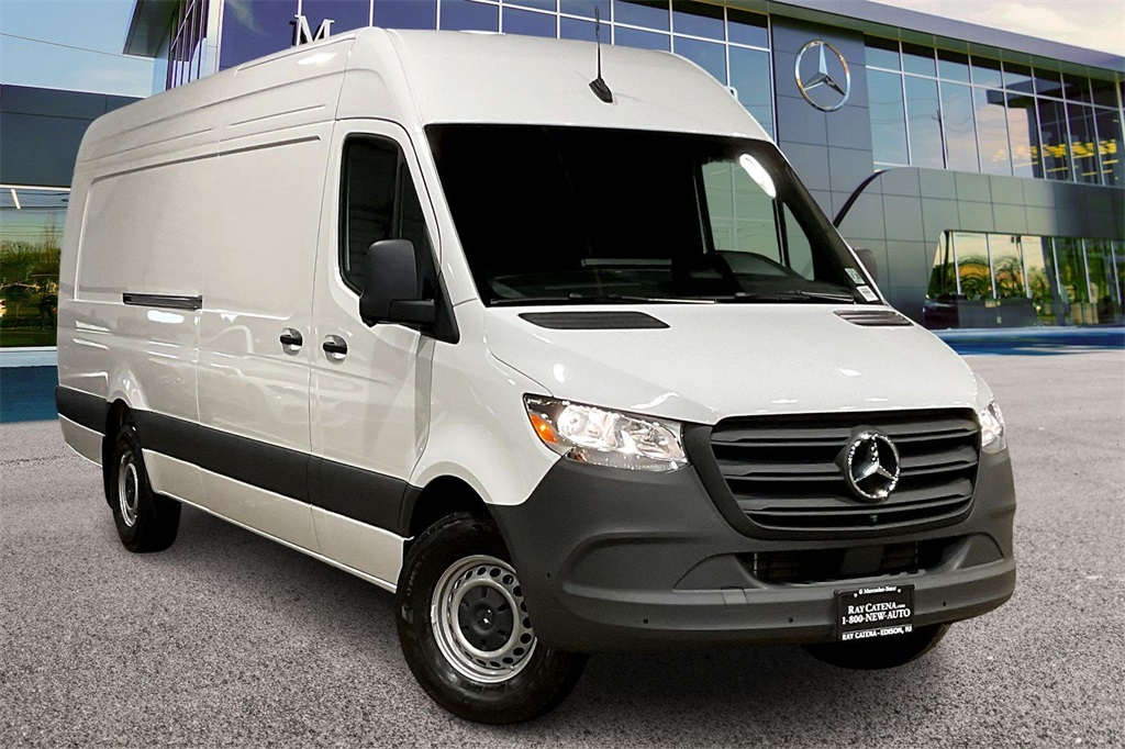 2025 Mercedes-Benz Sprinter Cargo Van Base's photo
