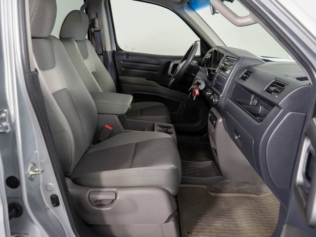 2010 Honda Ridgeline RTS photo 8