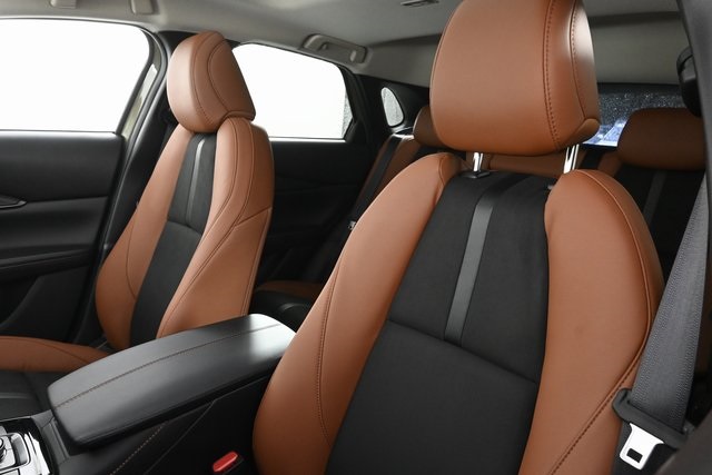 2025 Mazda CX-30 2.5 Turbo Carbon photo 11