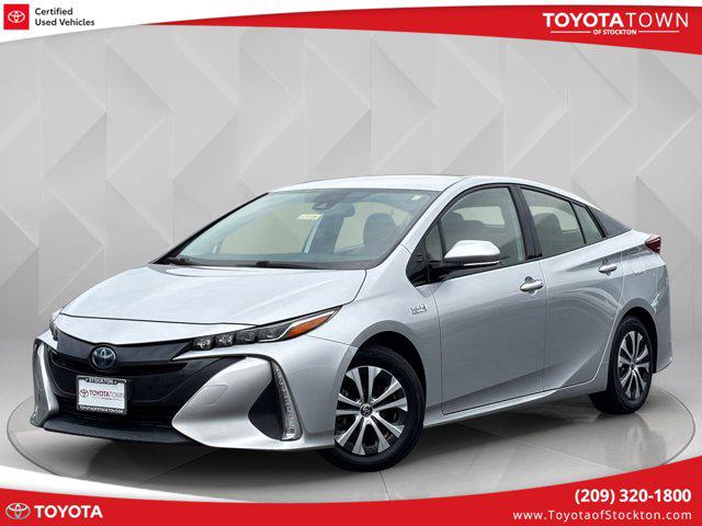 2020 Toyota Prius Prime XLE's photo