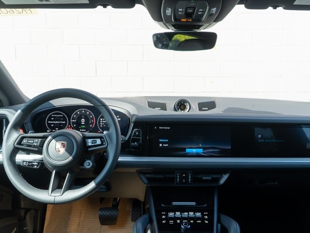 2026 Porsche Cayenne E-Hybrid photo 20