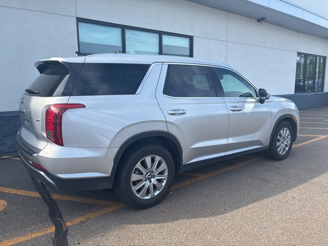 2025 Hyundai Palisade SEL photo 2