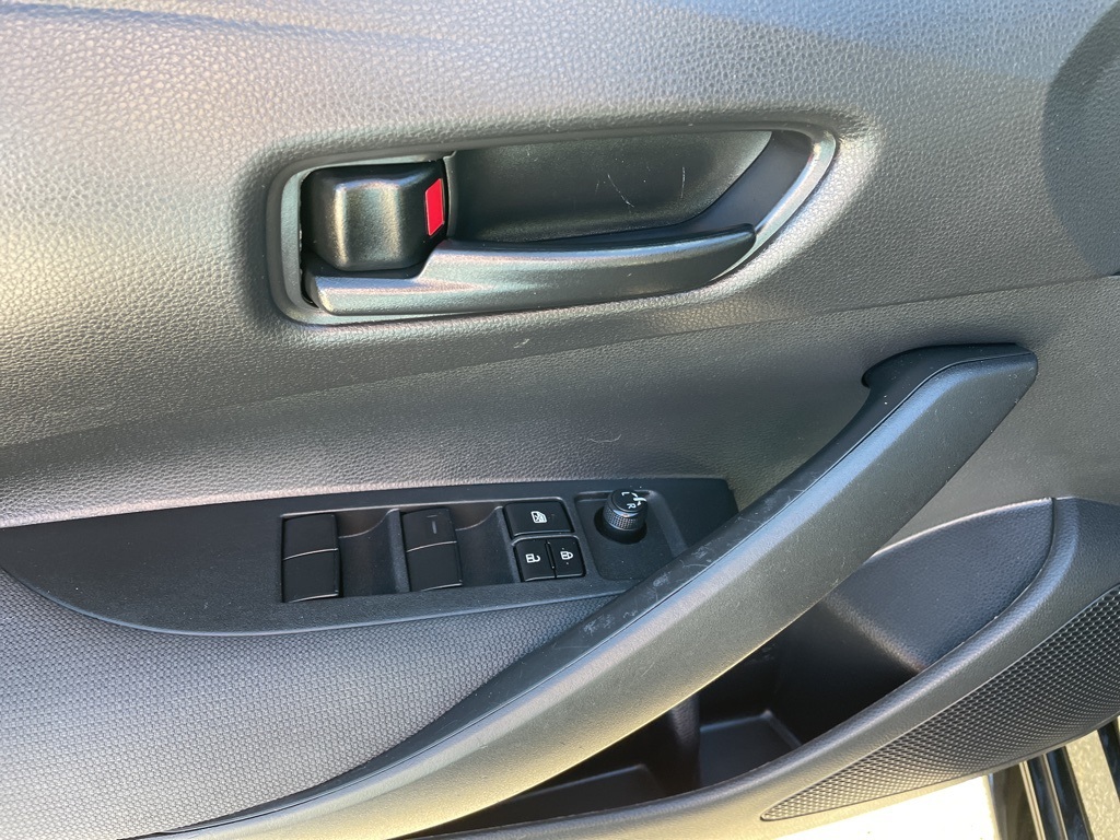 2022 Toyota Corolla LE photo 7