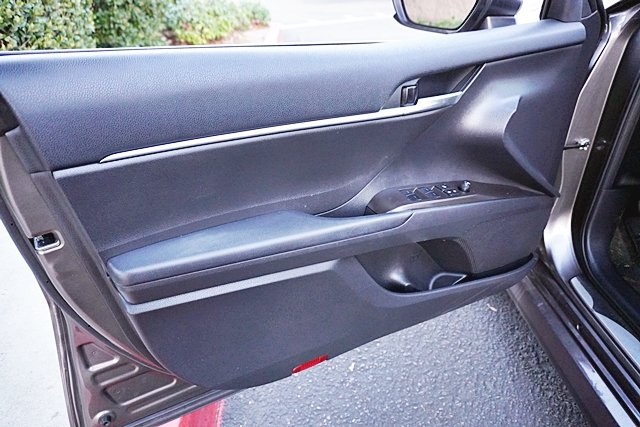 Used 2023 Gray Toyota LE image 22