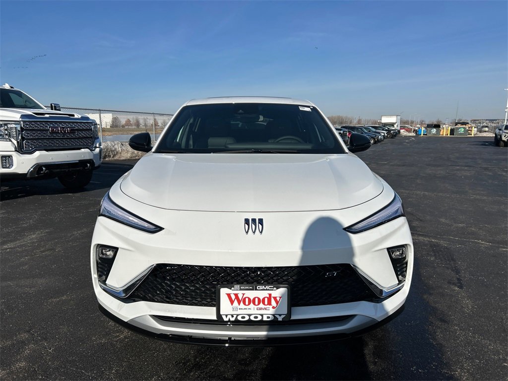 2026 BUICK ENVISTA - Image 2