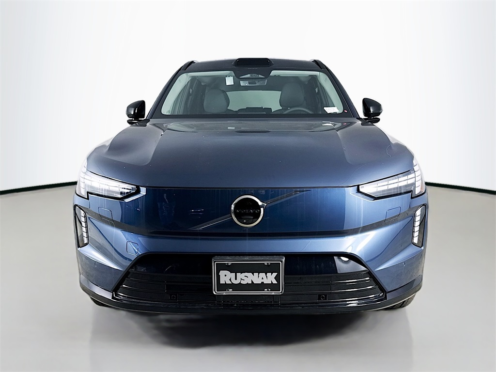 2025 Volvo EX90 Twin Motor Performance Ultra photo 2