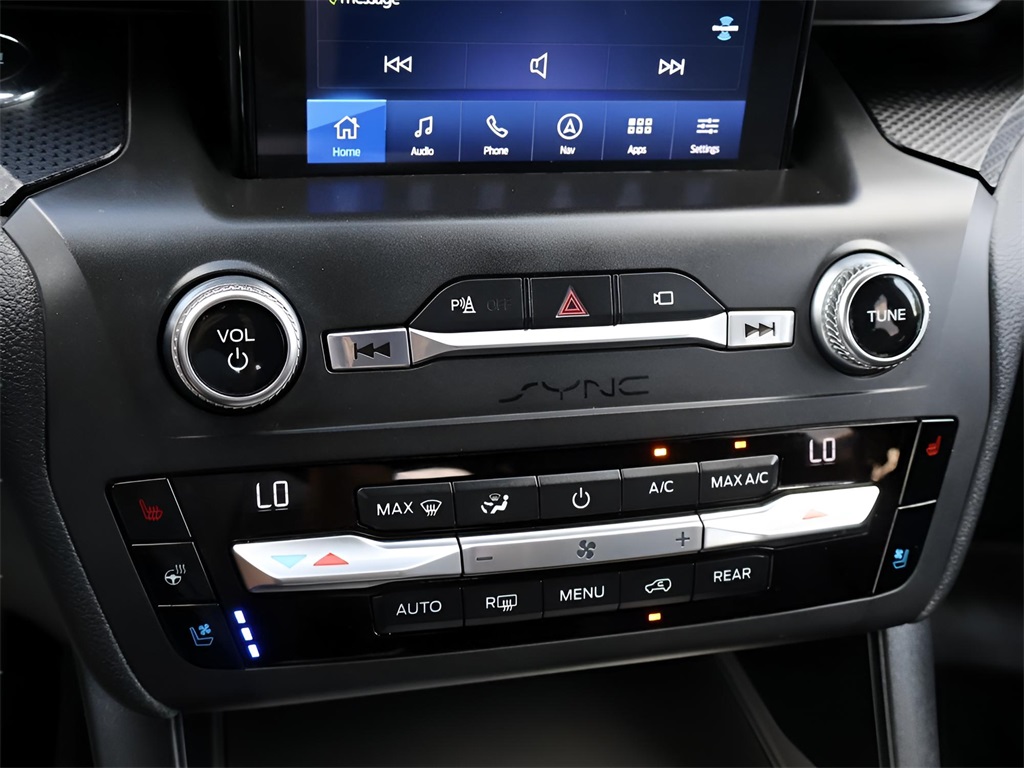 2020 Ford Explorer ST photo 26