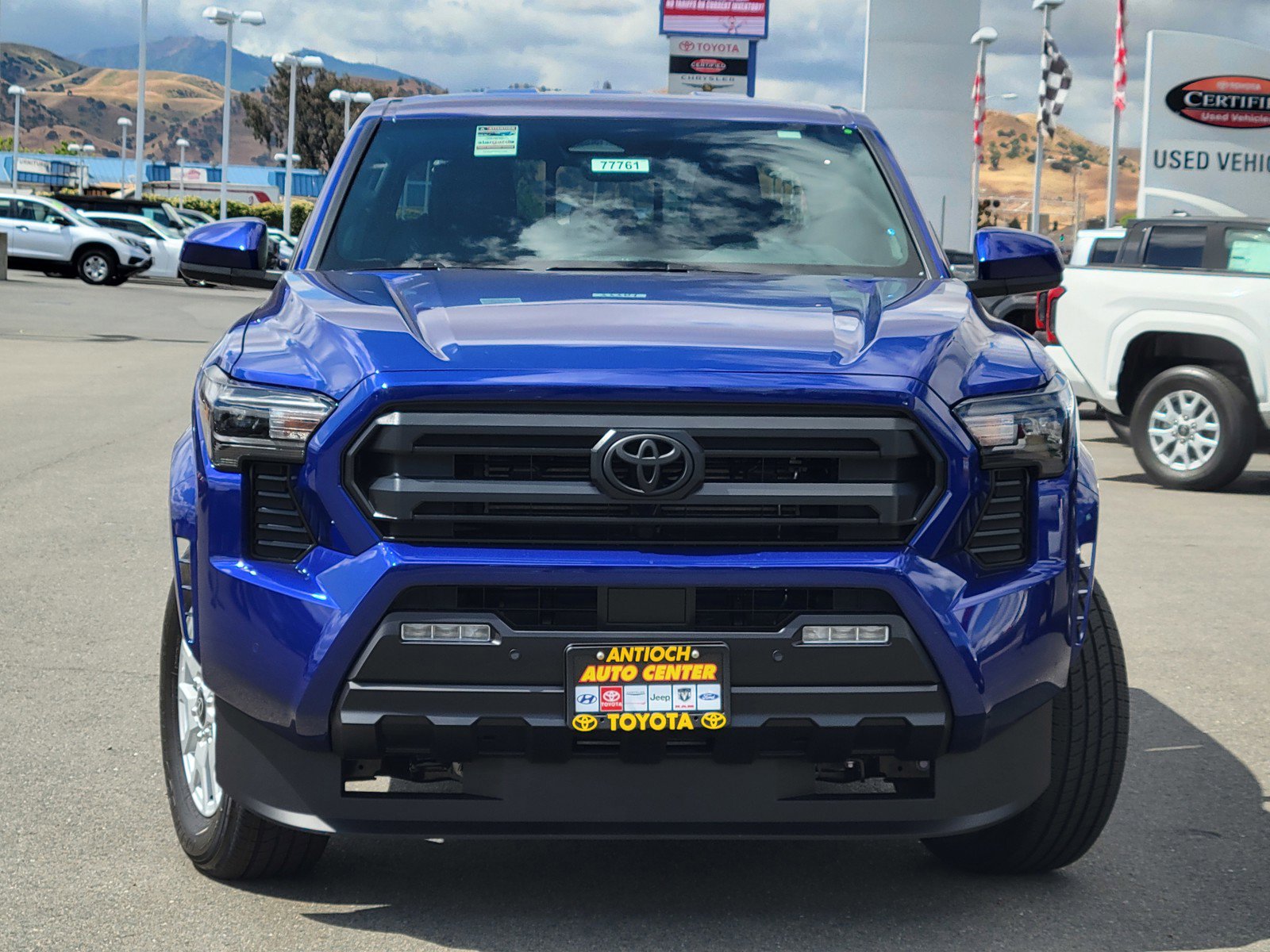 2025 Toyota Tacoma SR5 4x4 Double Cab photo 2