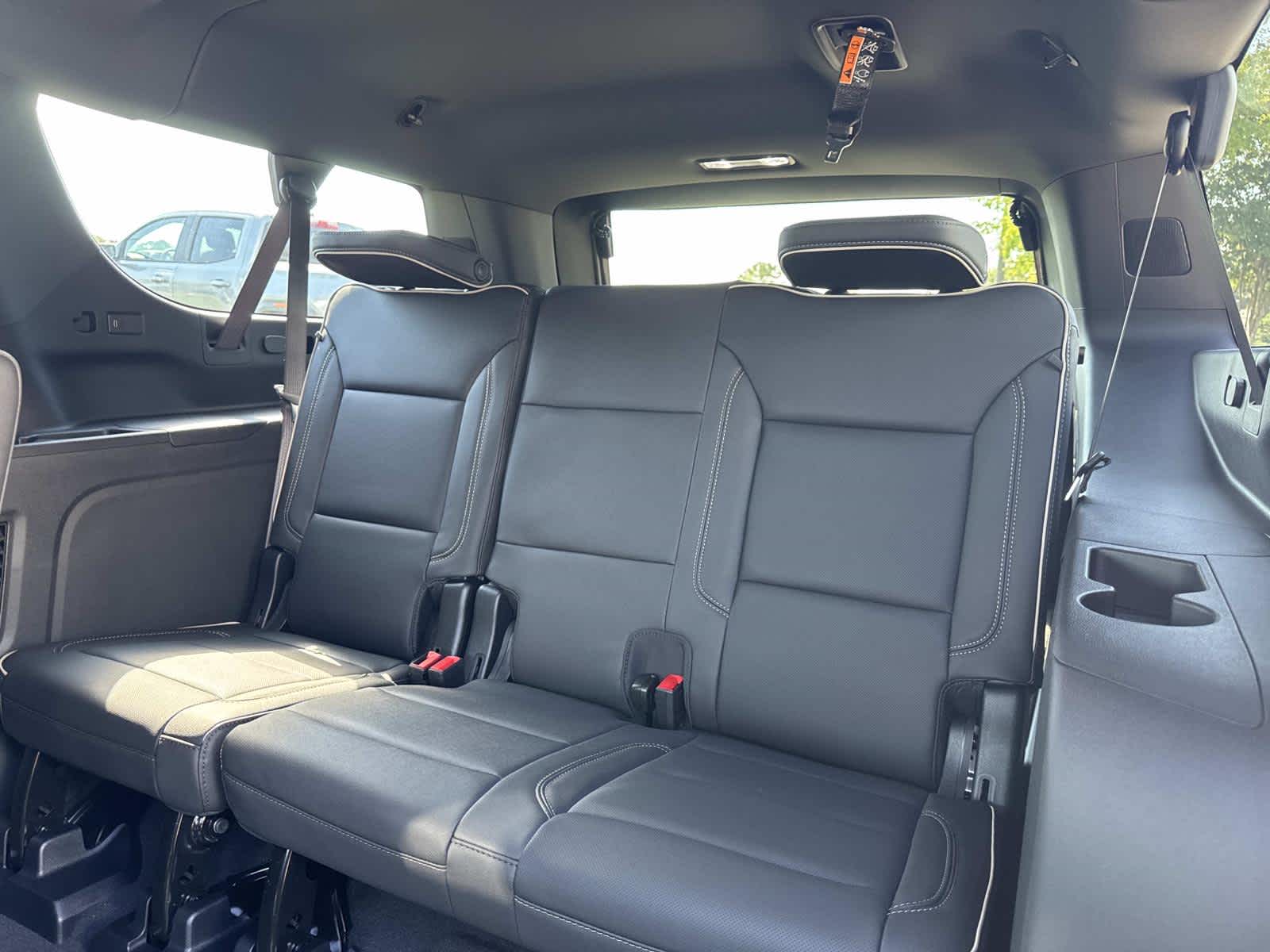2025 Gmc Yukon XL photo 8