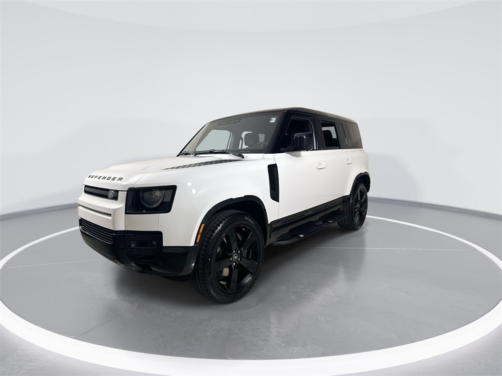 2025 Land Rover Defender 110 X-Dynamic SE photo 4