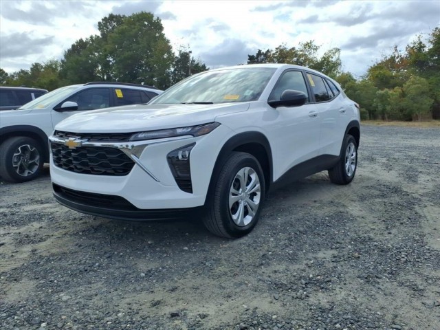 Pre-Owned 2024 Chevrolet Trax LS Sport Utility in Mount Hope