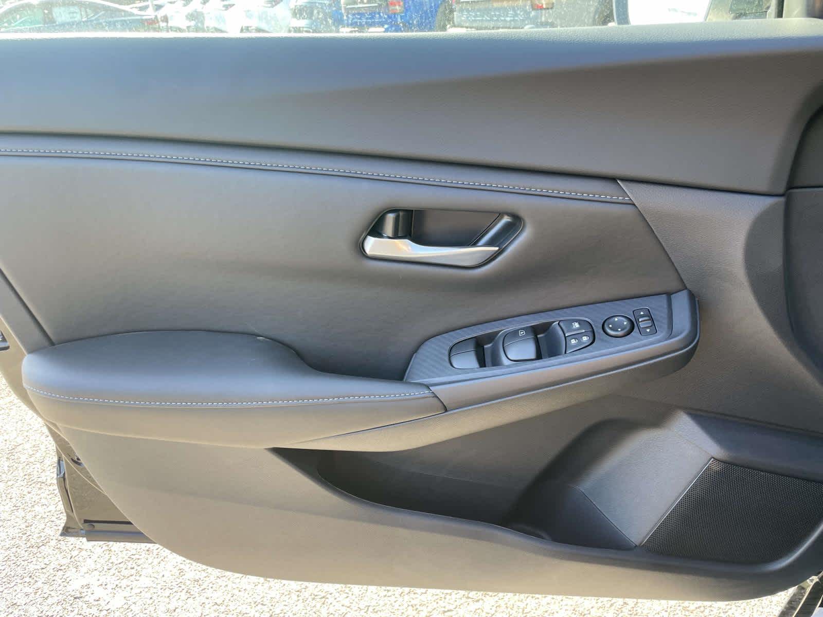 2025 Nissan Sentra SV photo 20