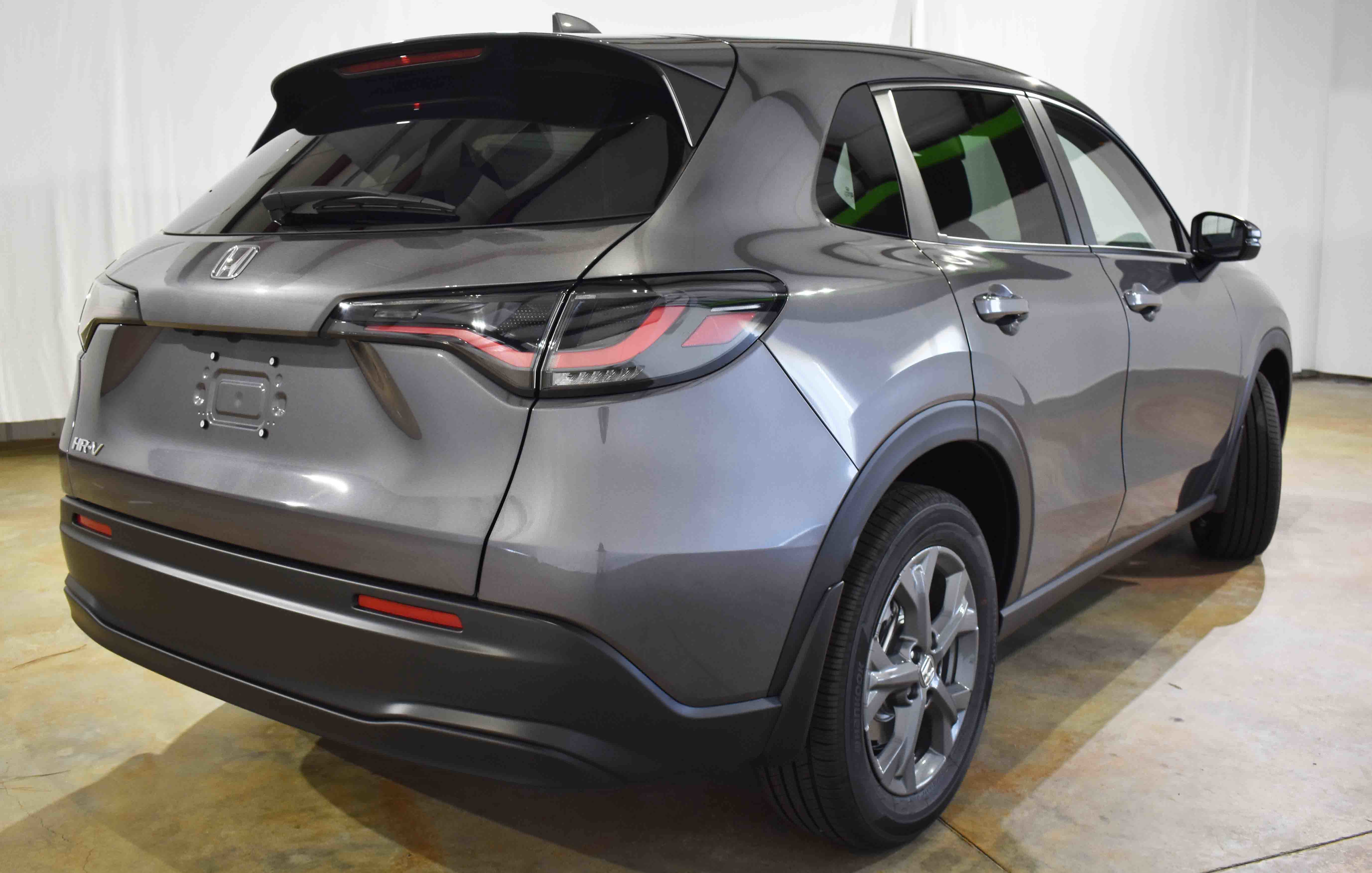 2026 Honda HR-V LX photo 7