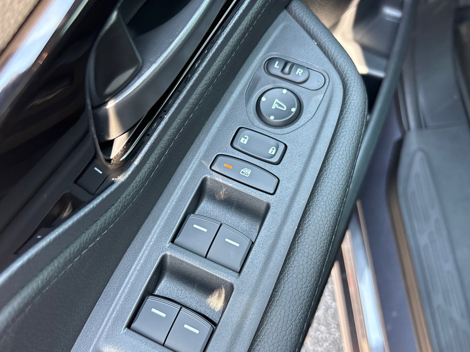 2026 Honda Odyssey Touring photo 23