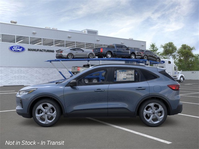 2026 Ford Escape ST-Line photo 3