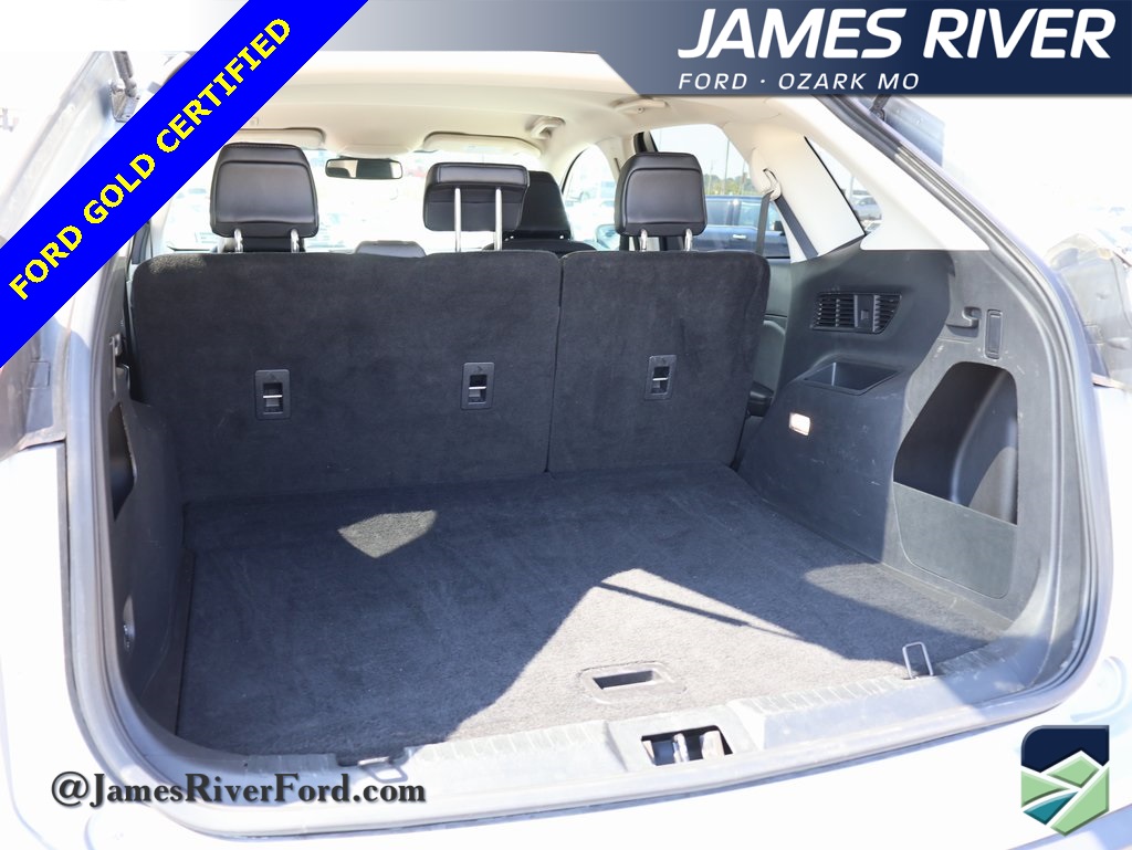 2024 Ford Edge SEL photo 15