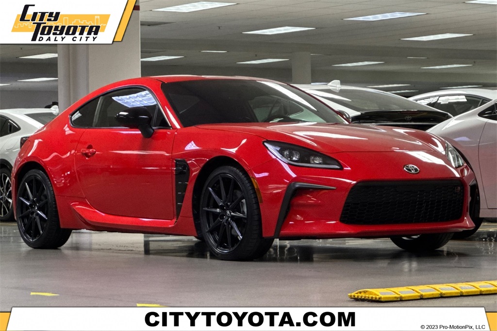 2024 Toyota GR86 Premium's photo