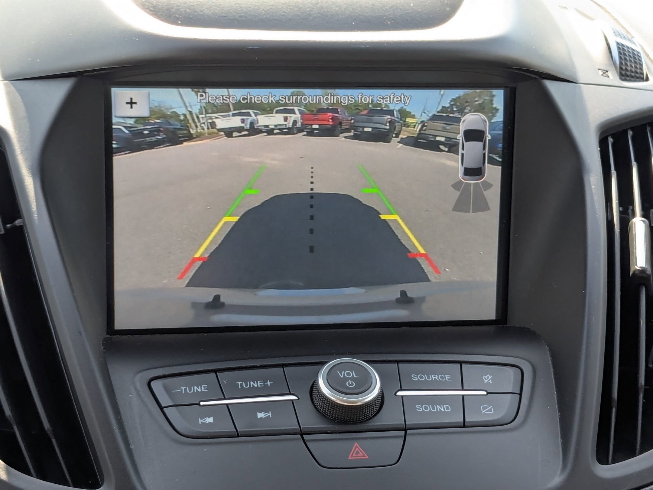 2019 Ford Escape SEL photo 23
