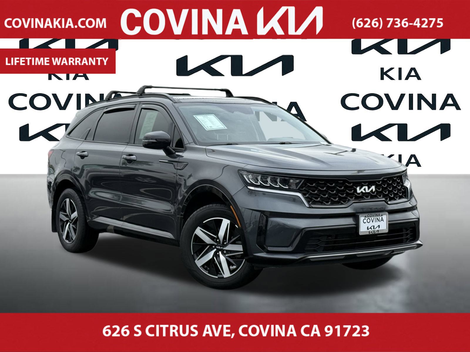 2022 Kia Sorento S's photo