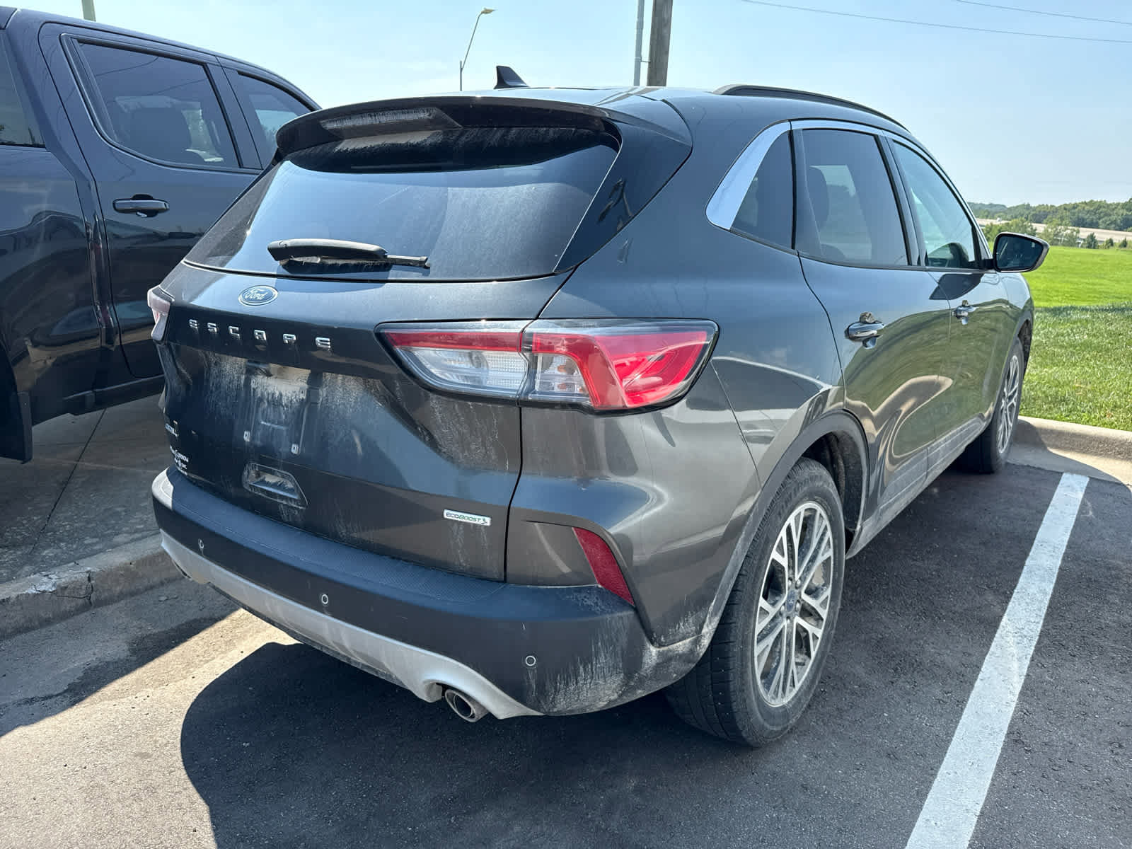 2020 Ford Escape SEL photo 4