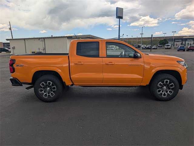 2025 Chevrolet Colorado Z71 photo 6