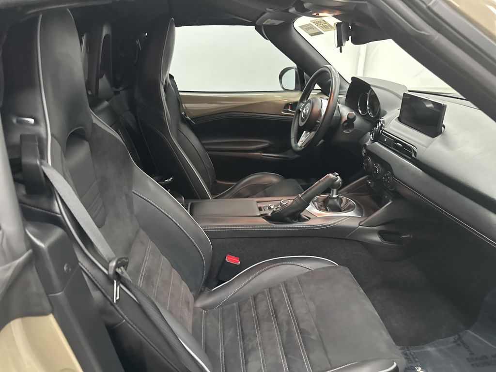 2024 Mazda MX-5 Miata Miata RF photo 21