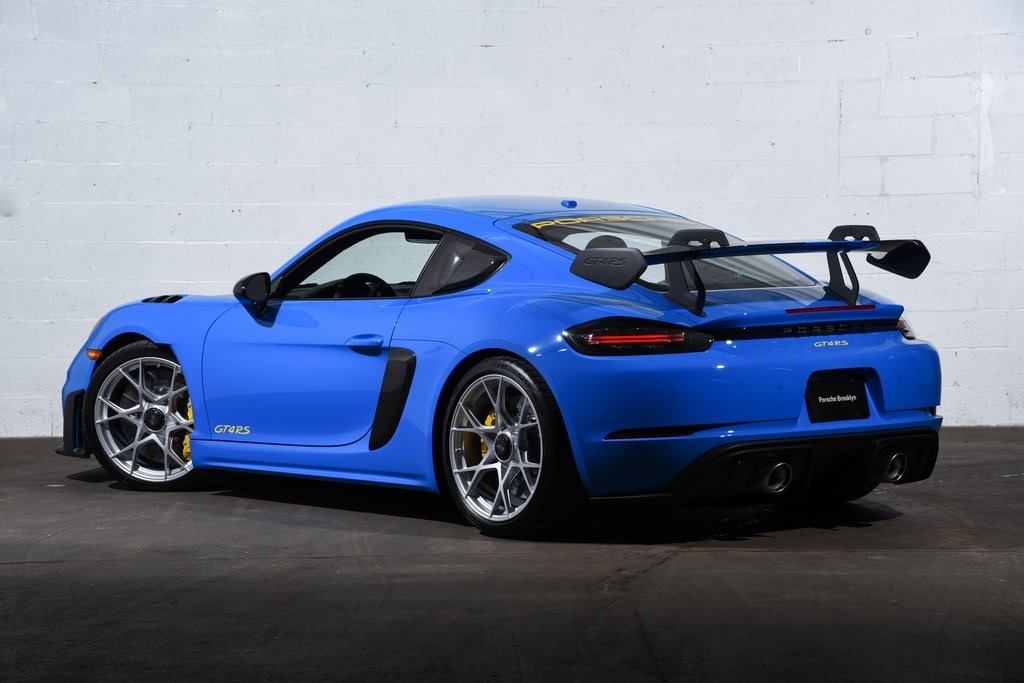 2025 Porsche Cayman GT4 RS photo 3