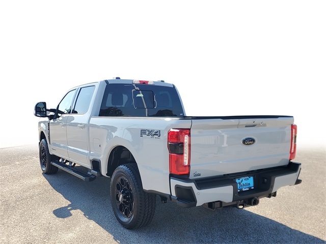 2026 Ford F-250 Lariat photo 4