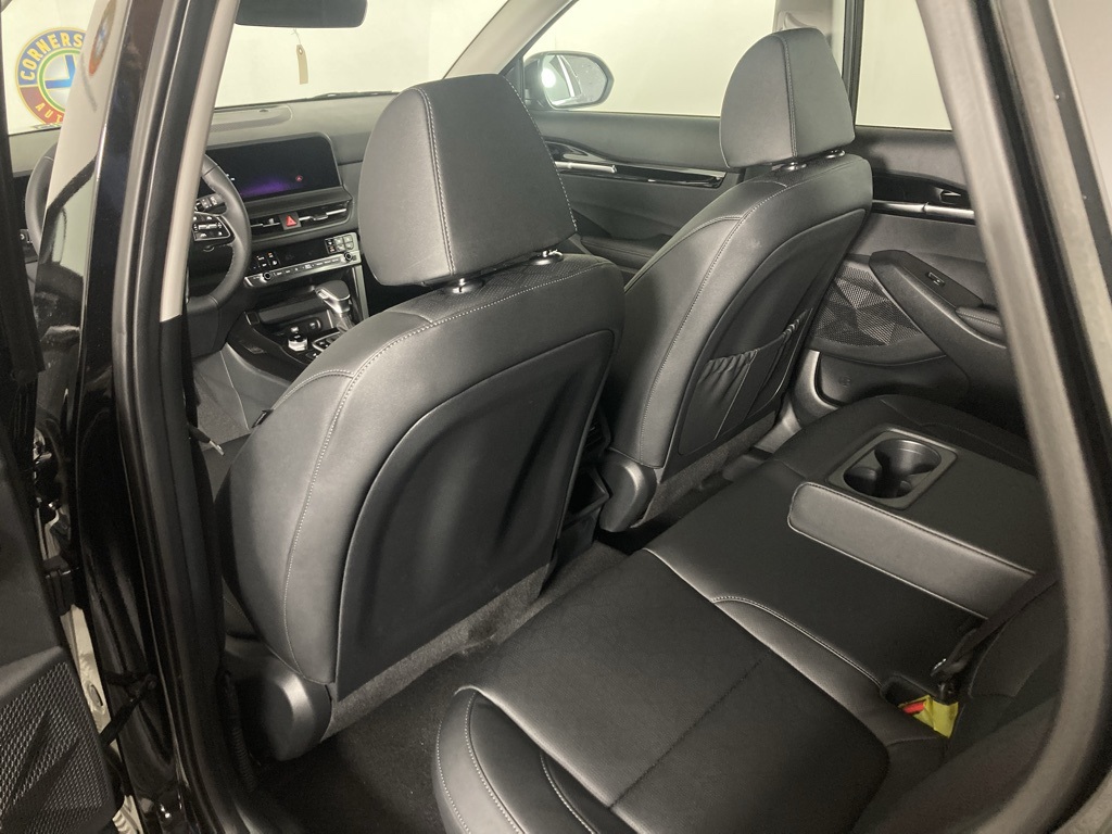 2026 Kia Seltos SX photo 4