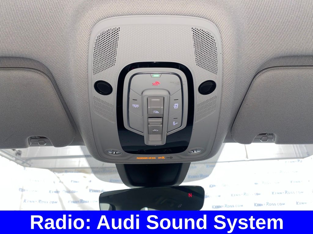 2023 Audi Q7 55 Premium Plus photo 3