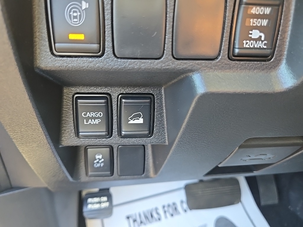 2023 Nissan Frontier SV photo 12