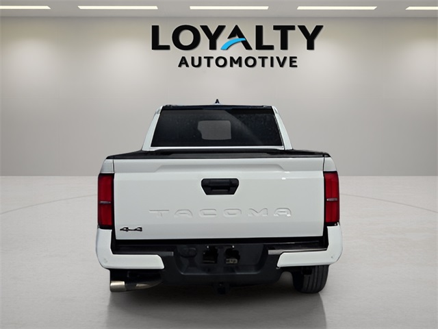 2024 Toyota Tacoma SR5 photo 3