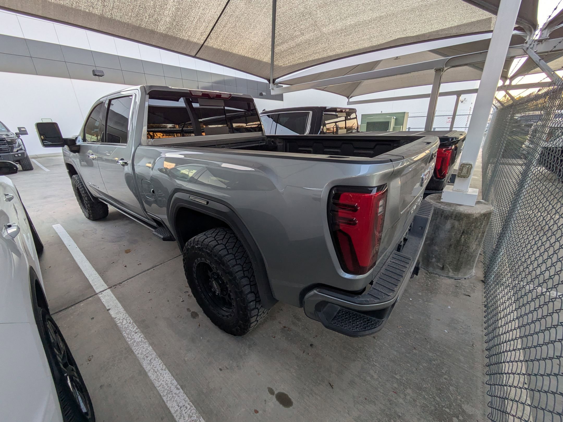 2024 Gmc Sierra HD Denali photo 4